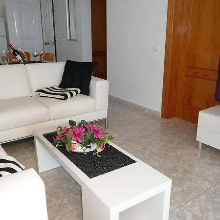 With 2 Bedrooms *